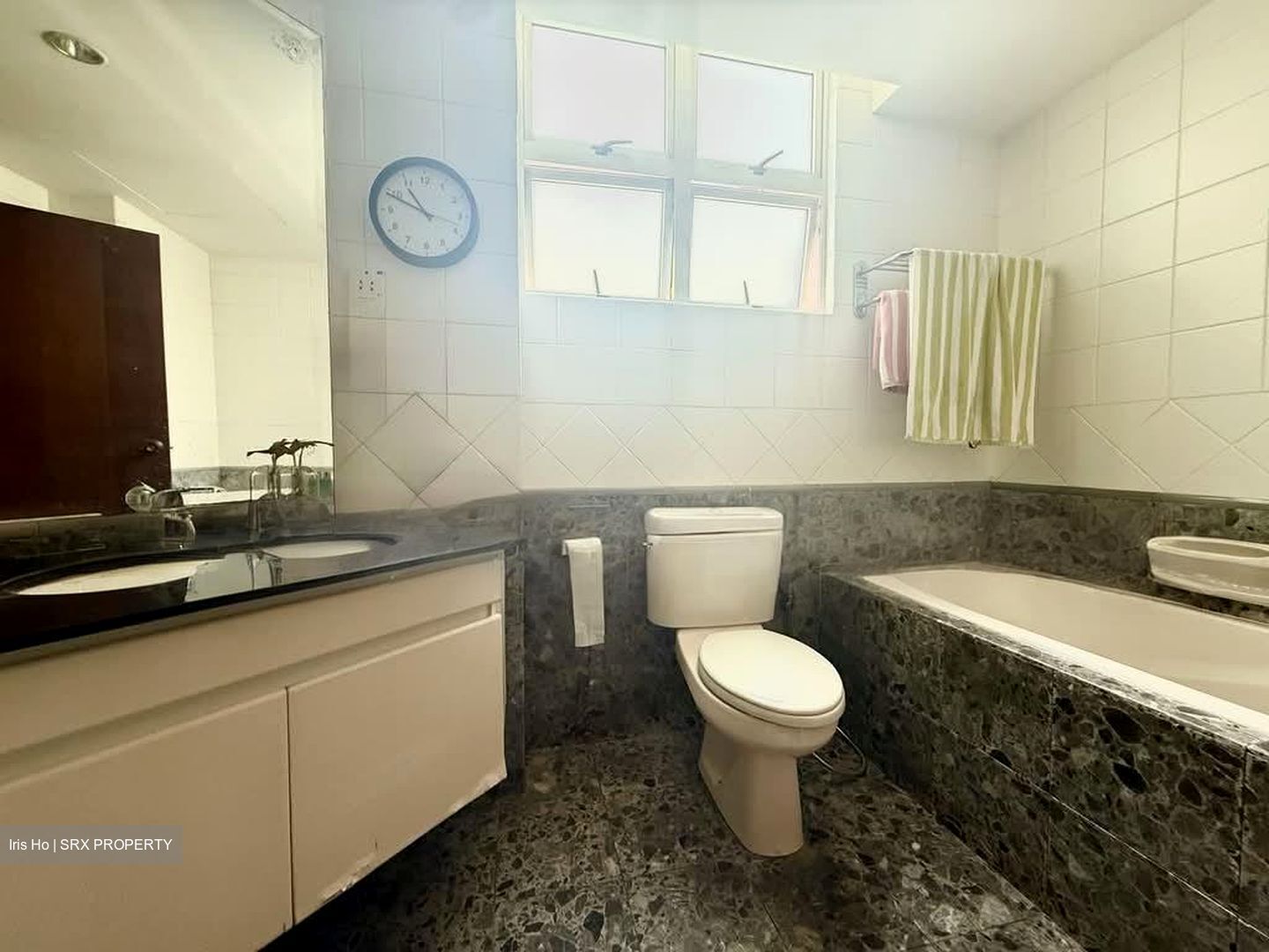 Woodgrove Condominium (D25), Condominium #574515251